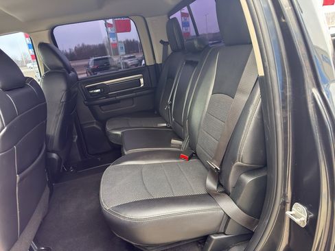 Used 2018 RAM 1500 Sport image 12