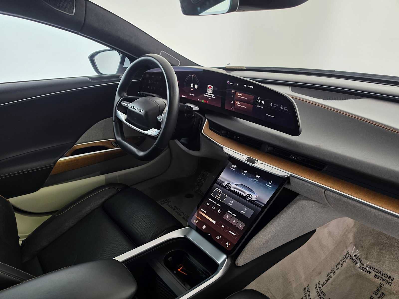 Used 2023 Lucid Air Touring AWD/4WD image 11