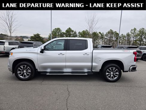 Used 2022 Chevrolet Silverado 1500 LT w/ Safety Package image 4