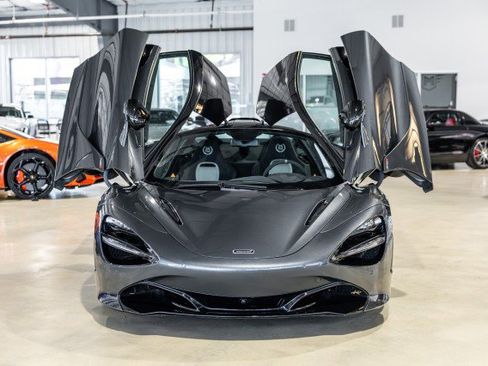 Used 2021 McLaren 720S Performance RWD image 11