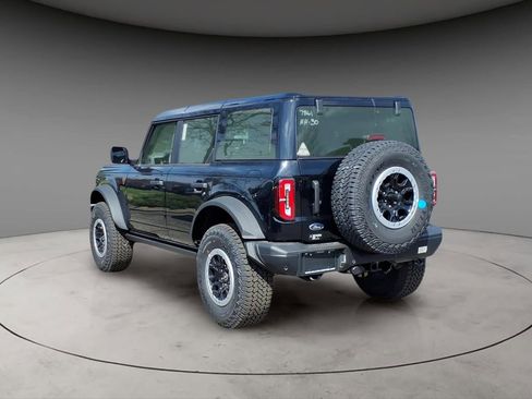 New 2025 Ford Bronco Badlands image 3
