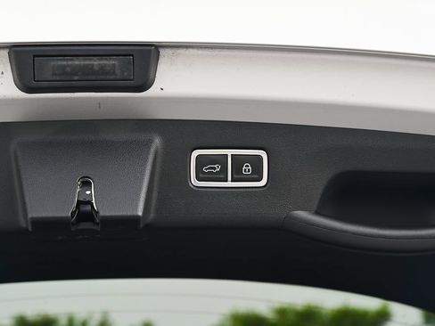 Used 2023 Kia Sorento EX FWD image 32