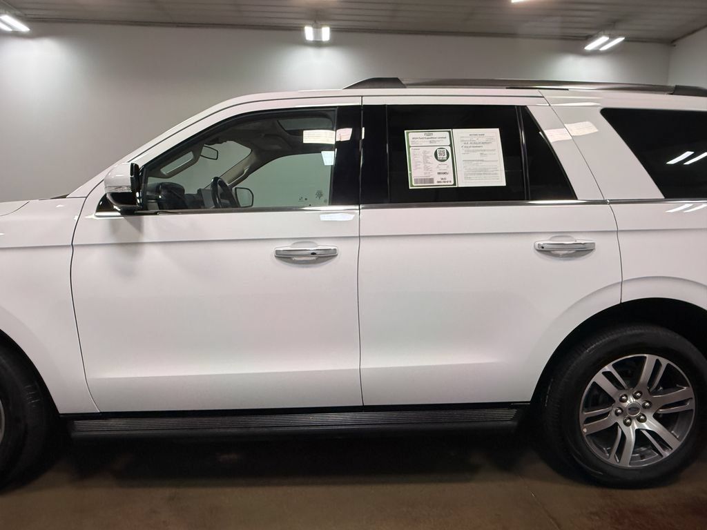 Used 2024 Ford Expedition Limited AWD/4WD image 37