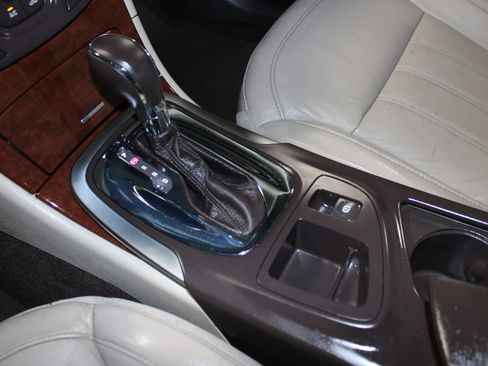 Used 2014 Buick Regal FWD image 17