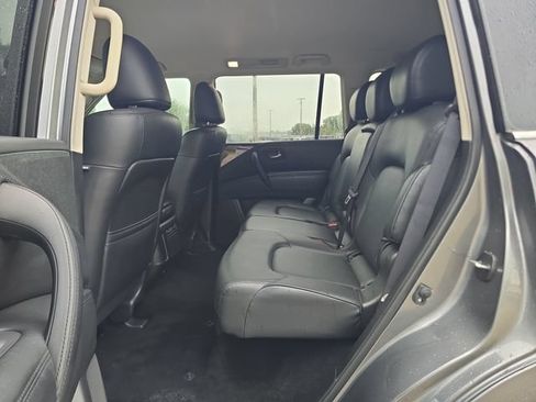Used 2024 Nissan Armada SV AWD/4WD image 13