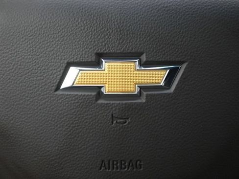 Used 2026 Chevrolet Silverado 2500 LT AWD/4WD image 9