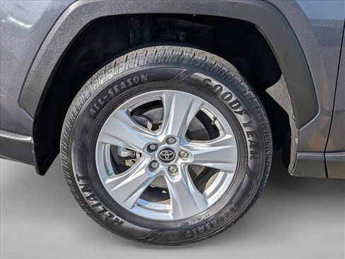 Used 2021 Toyota RAV4 XLE w/ XLE Grade Weather Package image 28