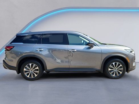 Used 2023 INFINITI QX60 Pure AWD/4WD image 3