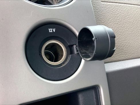 Used 2010 Ford F150 XLT image 32