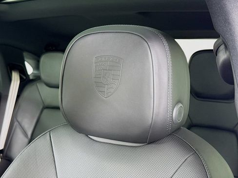 New 2026 Porsche Cayenne Coupe AWD/4WD image 15
