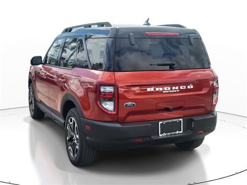 Certified 2023 Ford Bronco Sport Outer Banks w/ Tech Package image 3