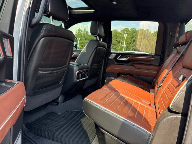 Used 2025 GMC Sierra 2500 Denali Ultimate AWD/4WD image 19