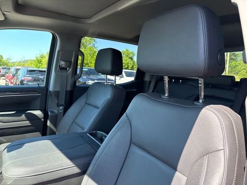 Used 2025 Chevrolet Silverado 1500 LTZ w/ LTZ Convenience Package II AWD/4WD image 9
