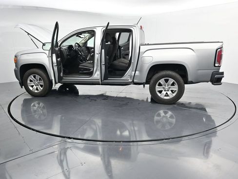 Used 2017 GMC Canyon SLE RWD image 28
