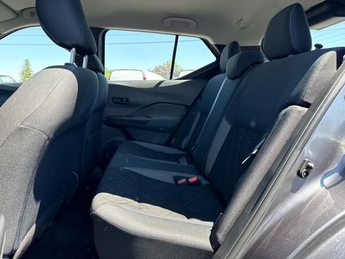 Used 2020 Nissan Kicks S FWD image 20