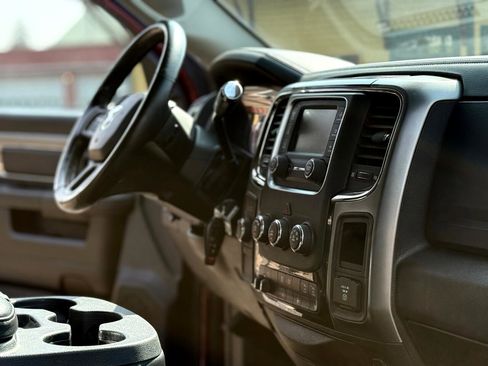 Used 2018 RAM 2500 Big Horn w/ Sport Appearance Group image 23