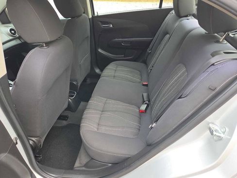 Used 2016 Chevrolet Sonic LT image 17