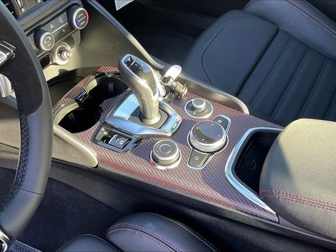 New 2024 Alfa Romeo Giulia Quadrifoglio image 8