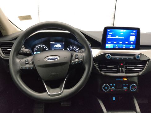 Used 2020 Ford Escape SE image 22