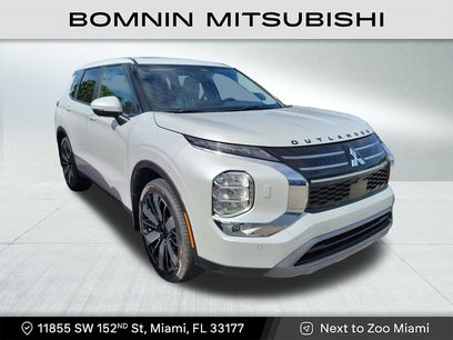New 2025 Mitsubishi Outlander SE