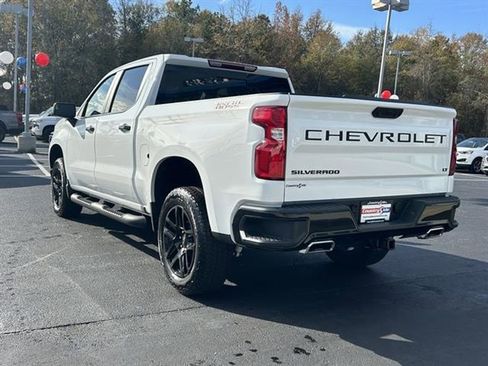 Used 2025 Chevrolet Silverado 1500 LT Trail Boss w/ Convenience Package II image 8