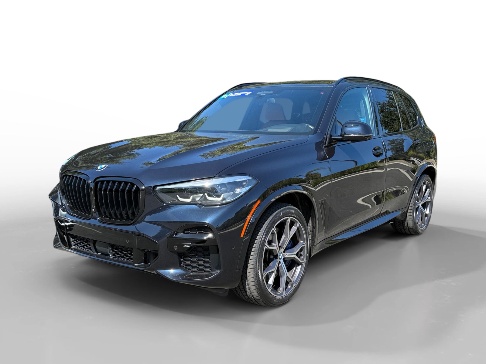 Used 2022 BMW X5 M50i AWD/4WD image 1
