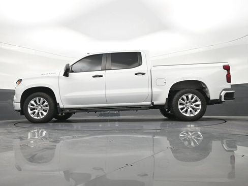 Used 2022 Chevrolet Silverado 1500 Custom RWD image 24