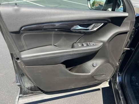 Certified 2022 Buick Envision Preferred FWD image 10