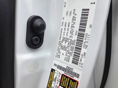 Used 2025 Toyota Tundra Platinum image 16