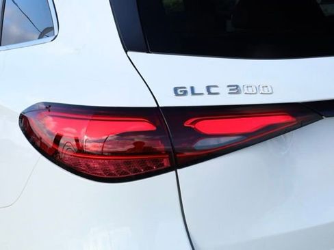 New 2026 Mercedes-Benz GLC 300 GLC 300 image 11