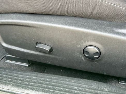 Certified 2023 Dodge Challenger SXT image 17