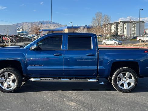 Used 2018 Chevrolet Silverado 1500 LT w/ All Star Edition image 9