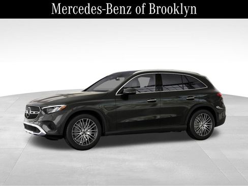 Certified 2025 Mercedes-Benz GLC 300 4MATIC image 37