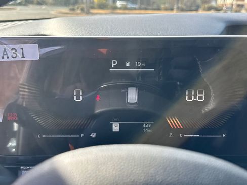 New 2026 Kia Carnival EX image 27