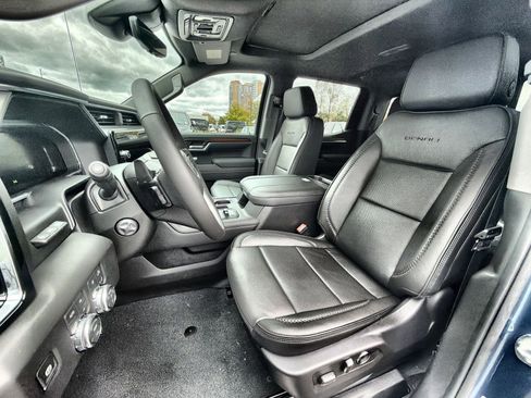 New 2026 GMC Sierra 1500 Denali w/ Technology Package image 13