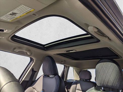 Certified 2025 MINI Cooper S image 14