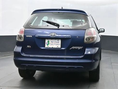 Used 2005 Toyota Matrix XR w/ Extra Value Pkg 2 image 8