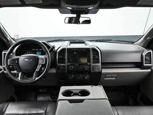 Used 2019 Ford F150 XLT image 26