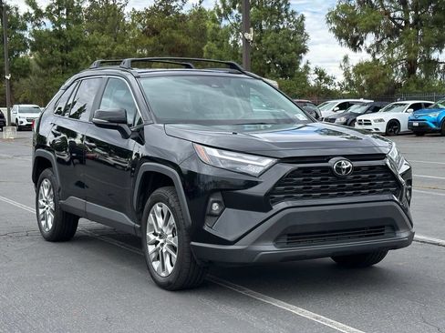 Used 2024 Toyota RAV4 XLE Premium FWD image 2