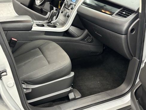 Used 2014 Ford Edge SE w/ Equipment Group 101A image 24