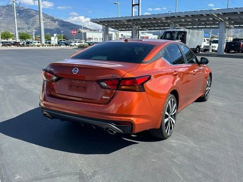 Used 2019 Nissan Altima 2.5 SR w/ SR Premium Package AWD/4WD image 24