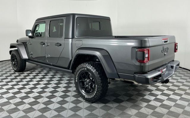 Used 2024 Jeep Gladiator Sport AWD/4WD image 5