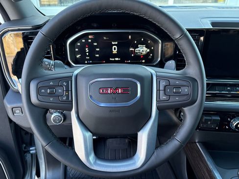 New 2026 GMC Sierra 1500 Elevation w/ LPO, Elevation Black Package image 18