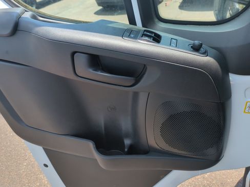 New 2025 RAM ProMaster 2500 w/ Quick Order Package 22G SLT image 13