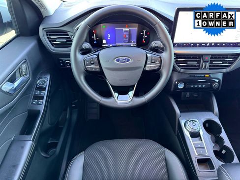 Used 2025 Ford Escape SE image 21