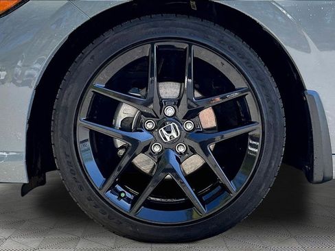 Used 2025 Honda Civic Sport image 21