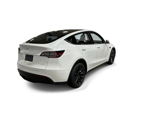 Certified 2021 Tesla Model Y Long Range AWD/4WD image 6
