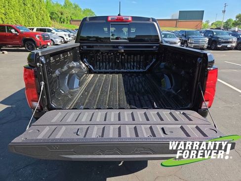 New 2026 Chevrolet Colorado Z71 w/ Technology Package AWD/4WD image 17