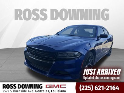 Used 2020 Dodge Charger SXT w/ Blacktop Package