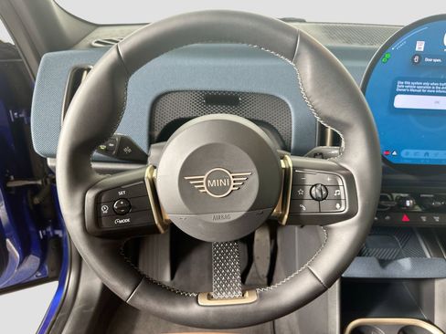 Certified 2025 MINI Cooper Countryman S w/ Comfort Package Max image 14